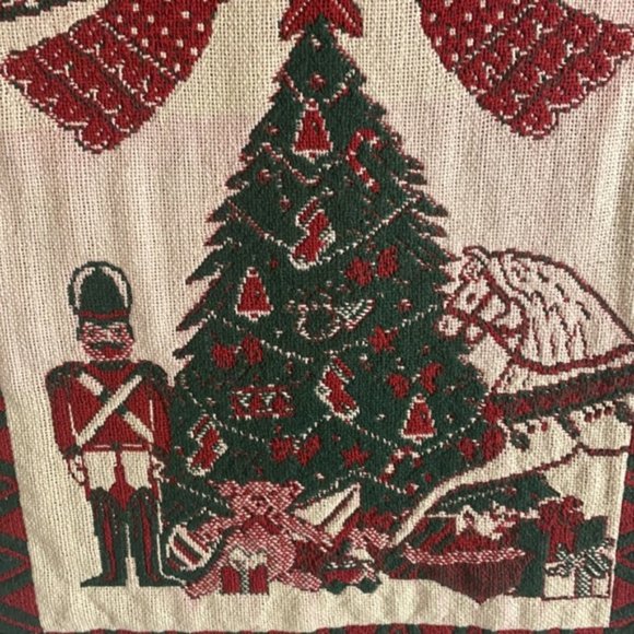 Vintage 96 Deck the Halls Tapestry - Picture 6 of 10